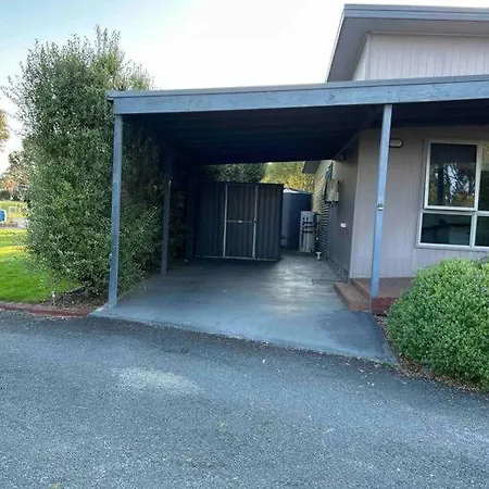 Self Contained Villa Hawley Beach Exterior photo